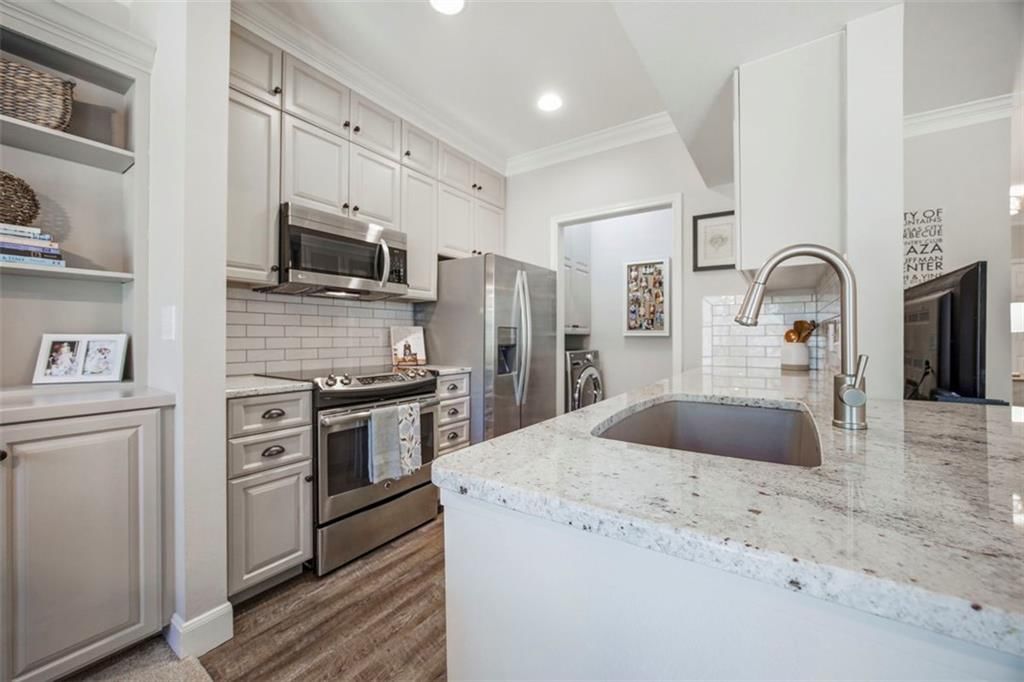 11622 Tomahawk Creek Parkway — photo 5