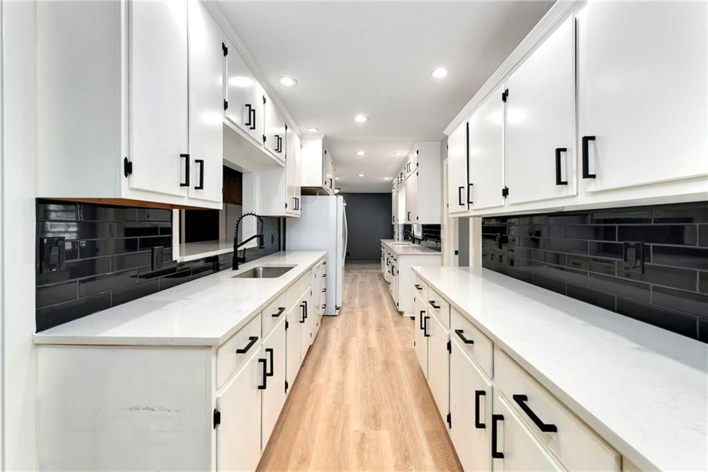 11 Crestview Drive — photo 9