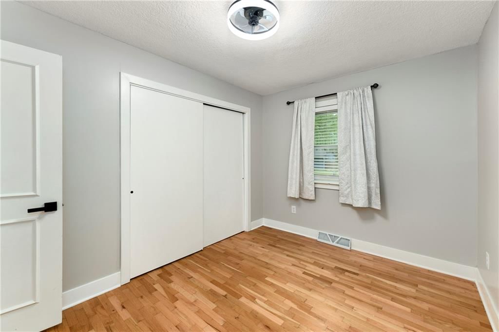 11 Crestview Drive — photo 18