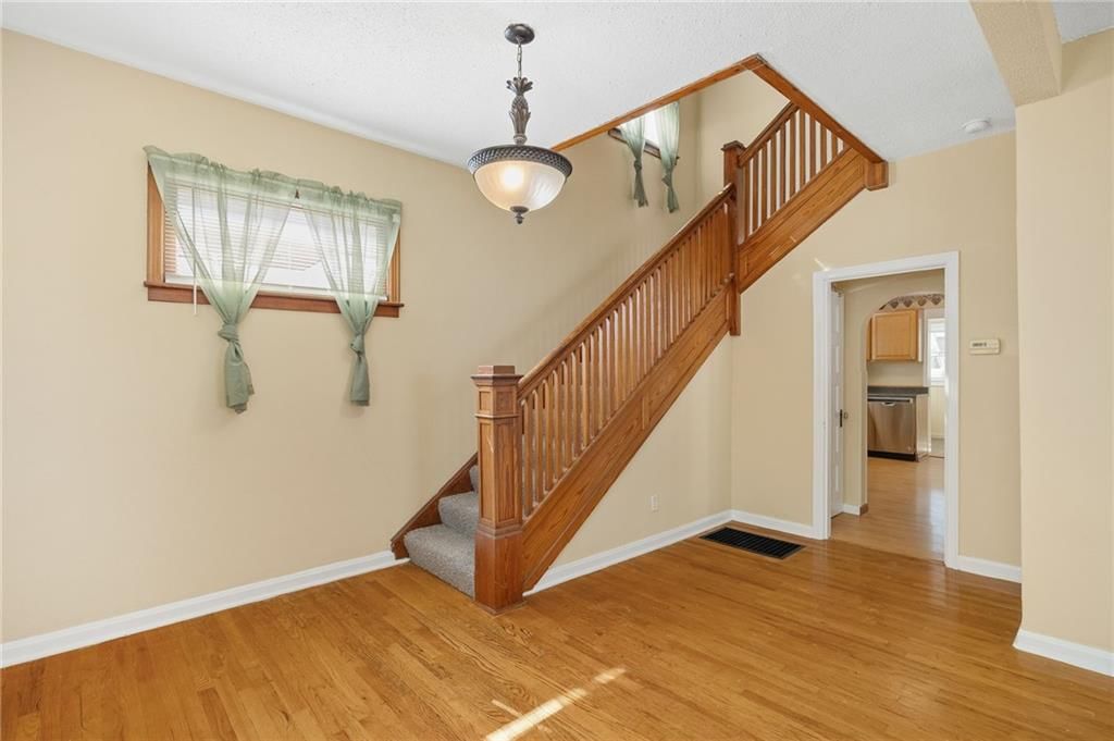2703 Monterey Street — photo 9