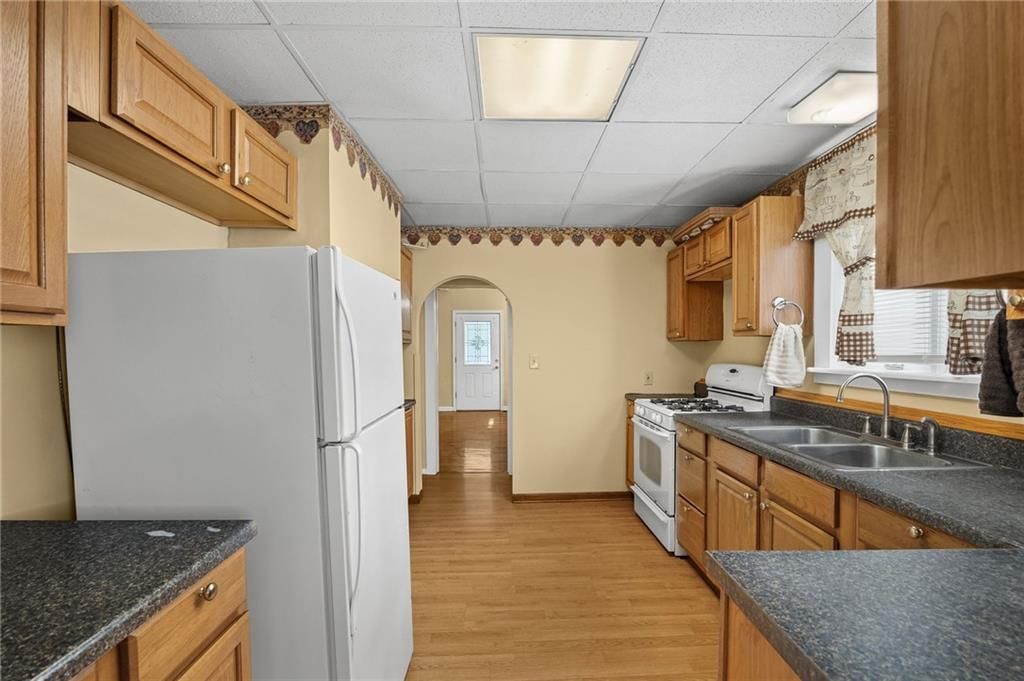 2703 Monterey Street — photo 17