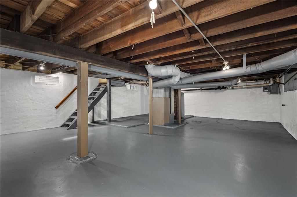 2703 Monterey Street — photo 29