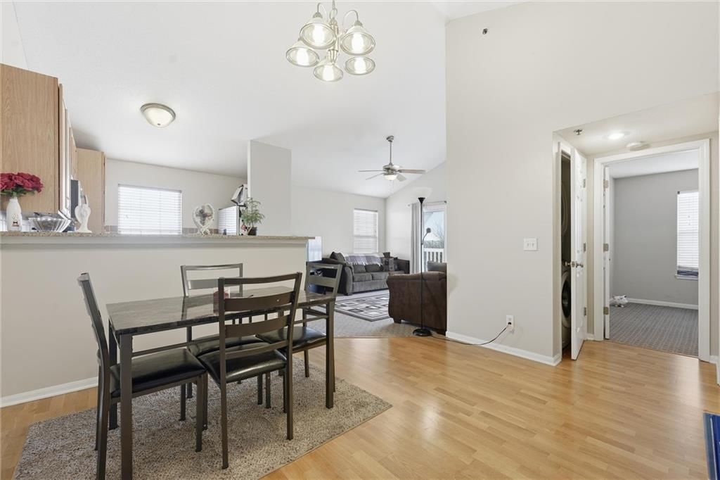 8030 N Drury Avenue — photo 4