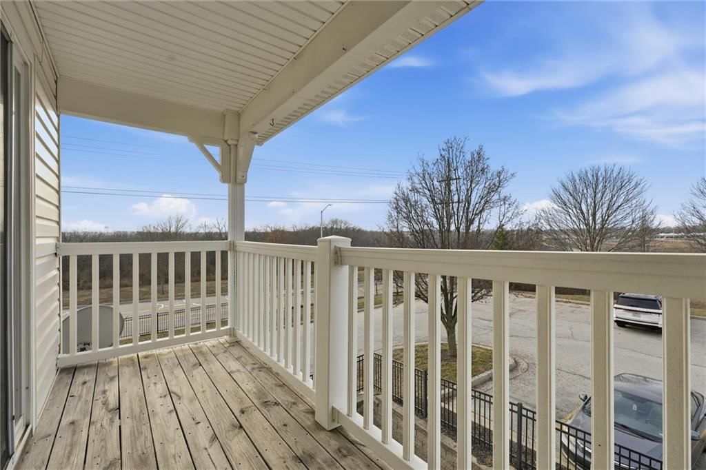 8030 N Drury Avenue — photo 14