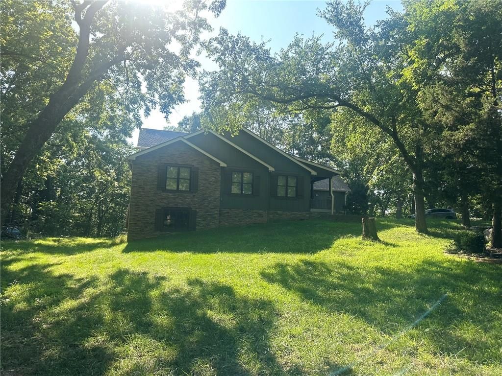 9000 Oak Country Lane — photo 5
