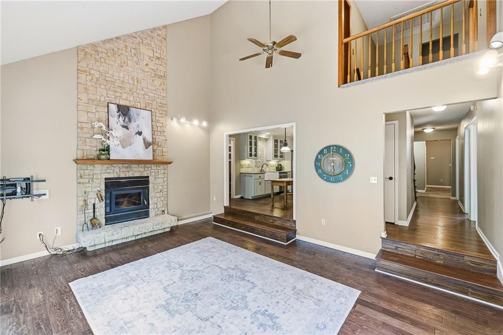 9000 Oak Country Lane — photo 21