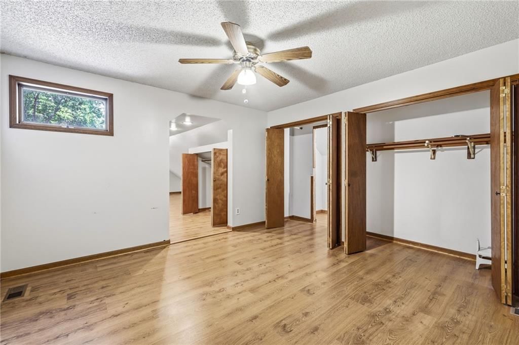 9000 Oak Country Lane — photo 42