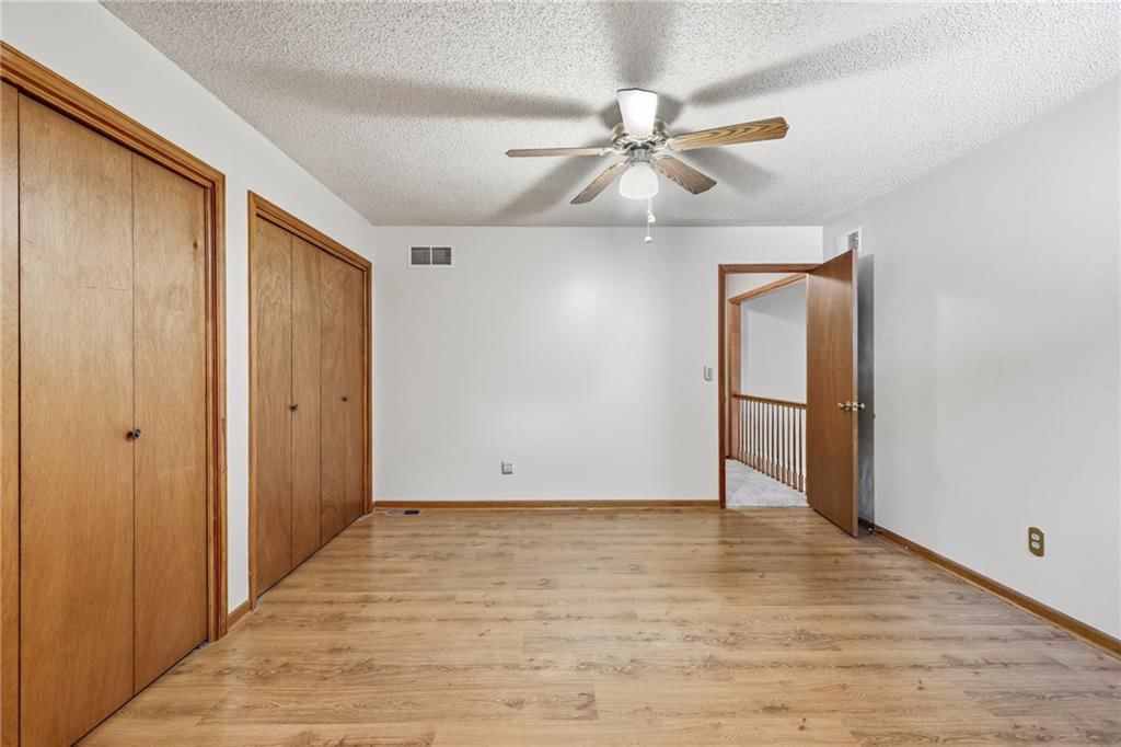9000 Oak Country Lane — photo 45