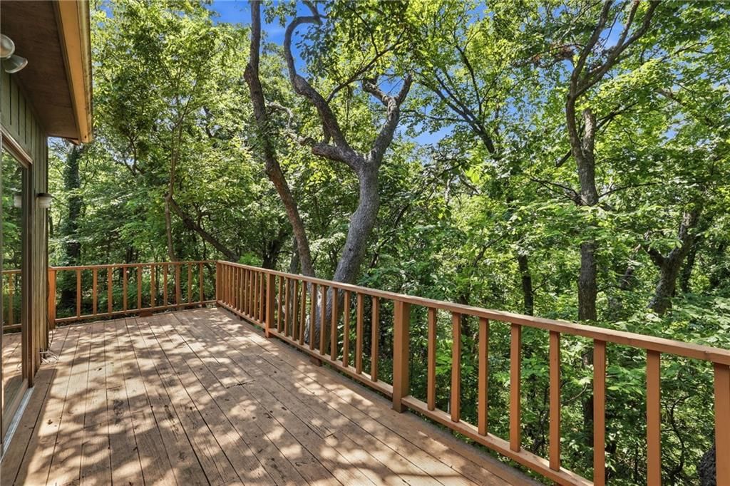9000 Oak Country Lane — photo 50