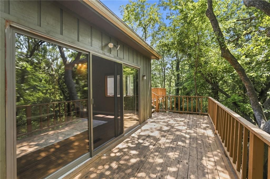 9000 Oak Country Lane — photo 51
