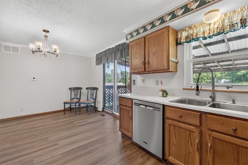 103 S Paul Drive — photo 11