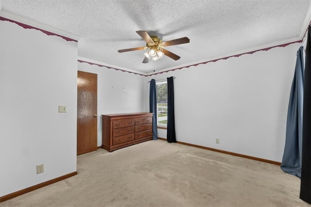 103 S Paul Drive — photo 16