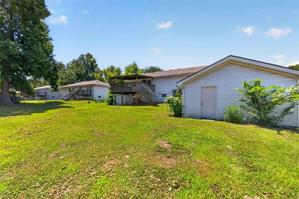 103 S Paul Drive — photo 28
