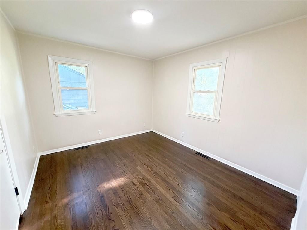 4016 S Spring Street — photo 27