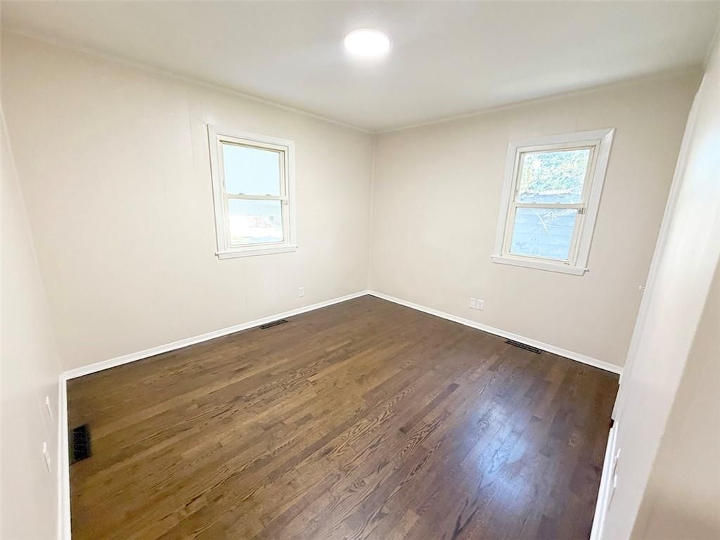 4016 S Spring Street — photo 31