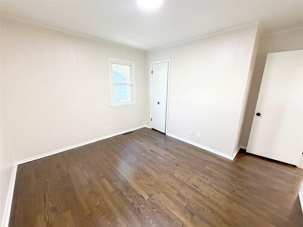 4016 S Spring Street — photo 32