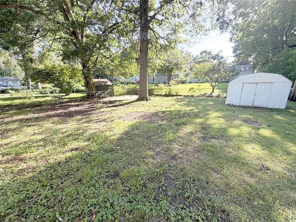 4016 S Spring Street — photo 47