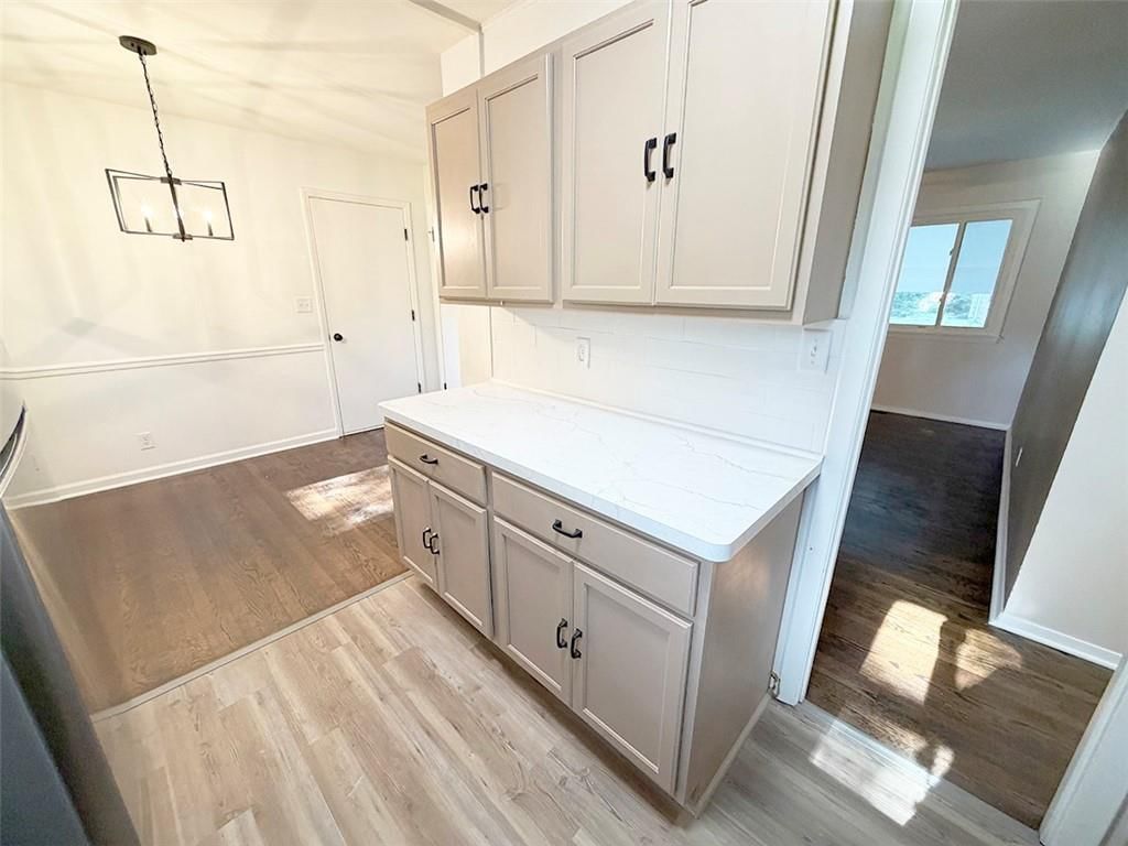 4016 S Spring Street — photo 78