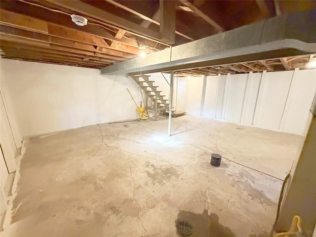4016 S Spring Street — photo 96