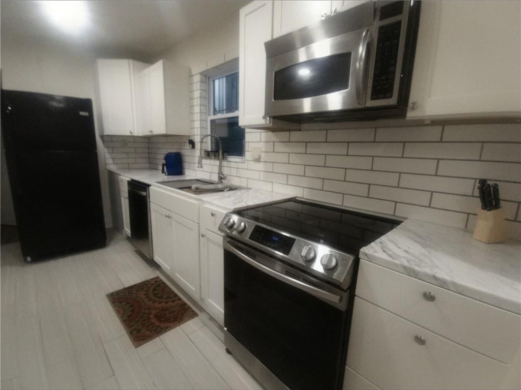 1214 Nebraska Avenue — photo 8