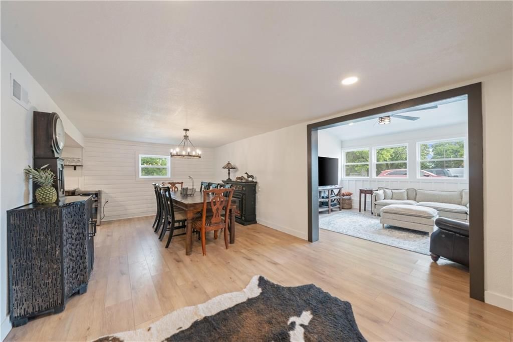 105 NE Douglas Street — photo 47