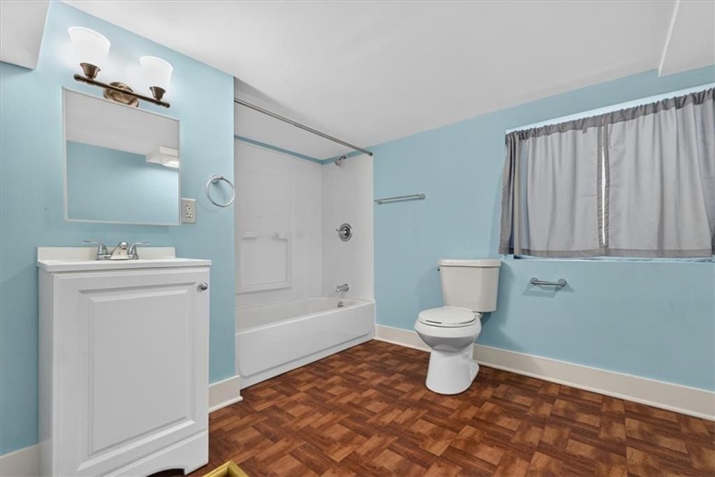 3936 Holmes Street — photo 42