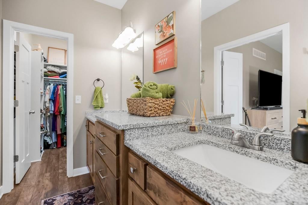 2917 Franklin Street — photo 12
