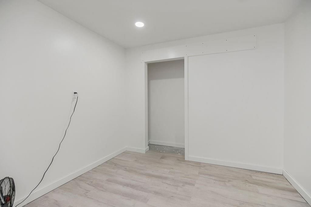 2917 Franklin Street — photo 17