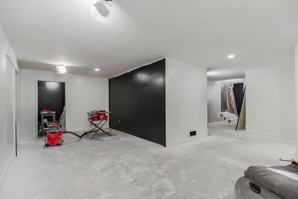 2917 Franklin Street — photo 18