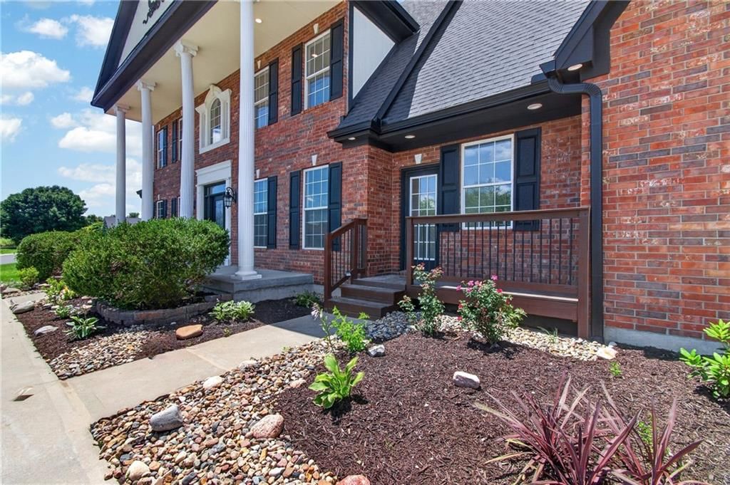 20 SE Meadowbrook Drive — photo 12