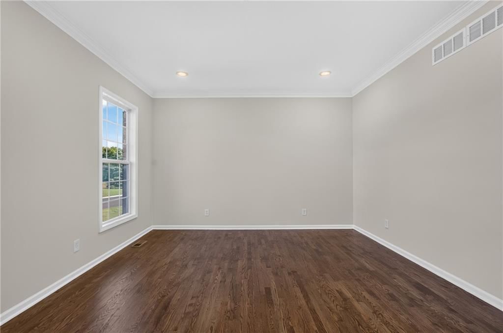 20 SE Meadowbrook Drive — photo 17