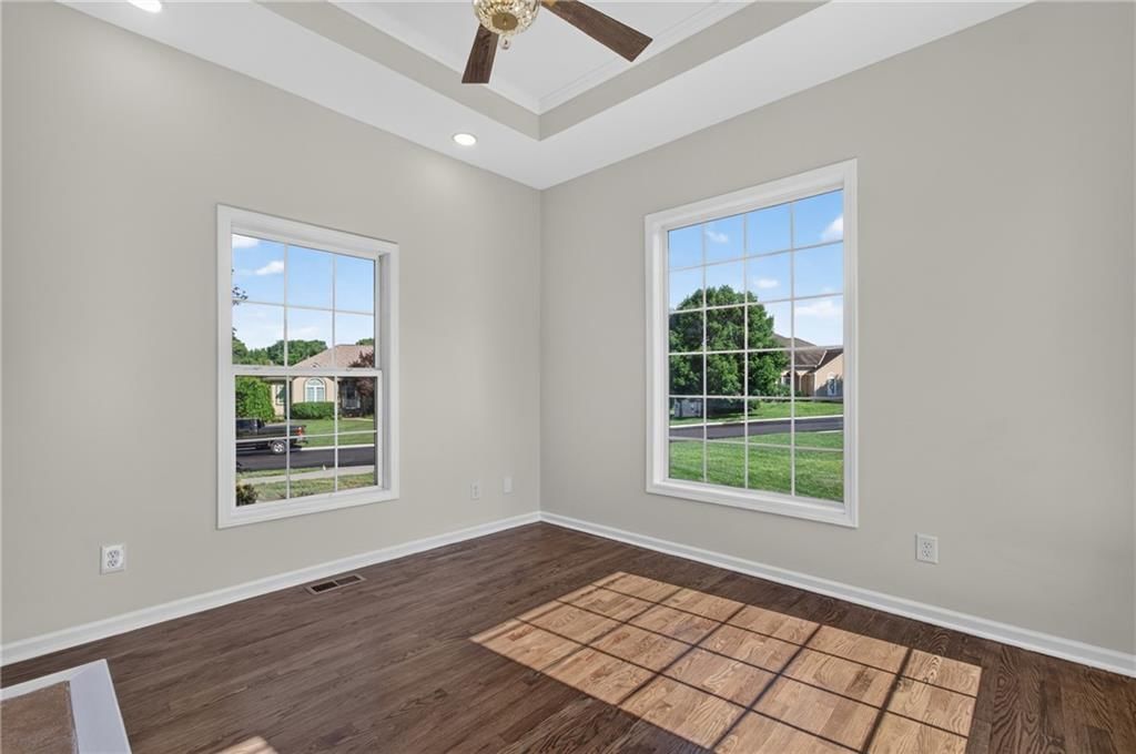 20 SE Meadowbrook Drive — photo 26