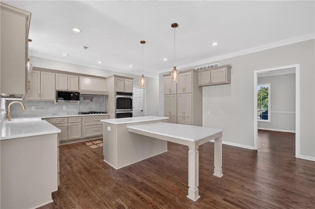 20 SE Meadowbrook Drive — photo 30