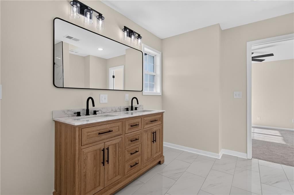 20 SE Meadowbrook Drive — photo 45