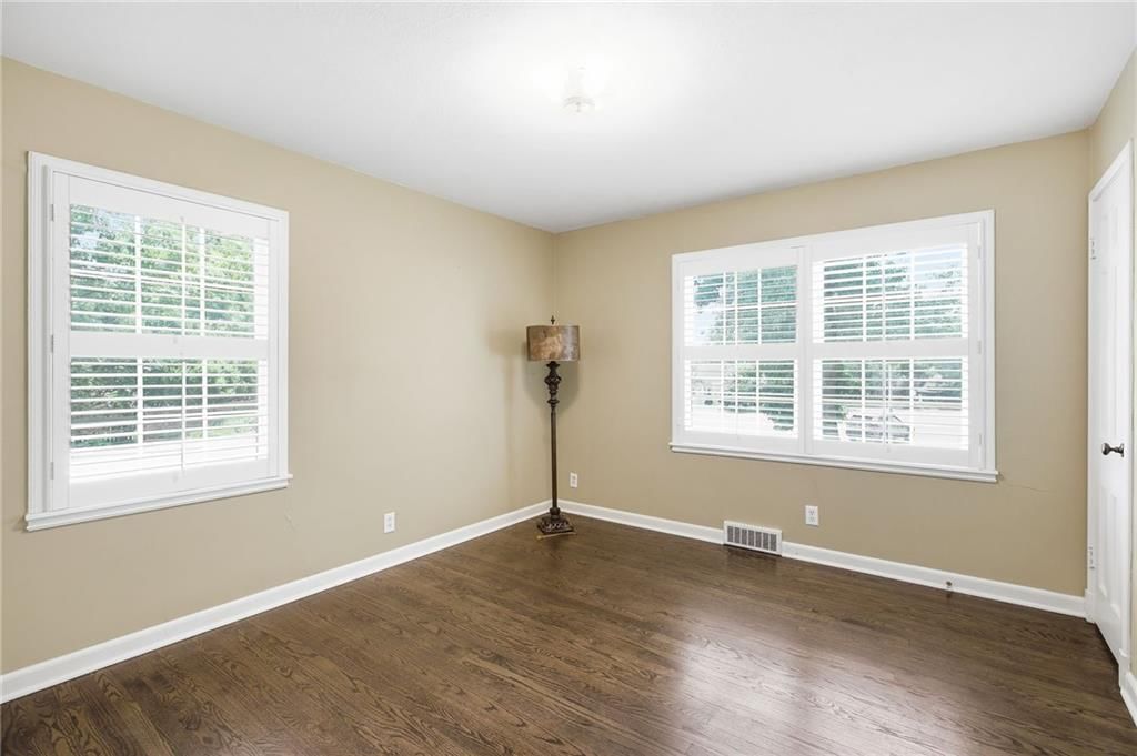 5401 Canterbury Road — photo 13