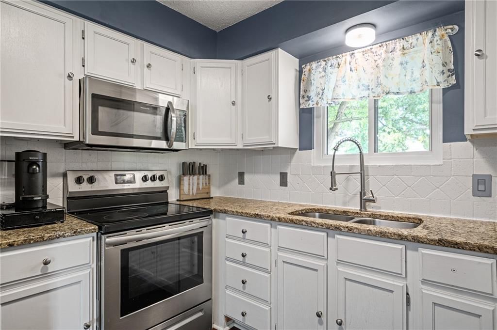 21785 W 179th Street — photo 17