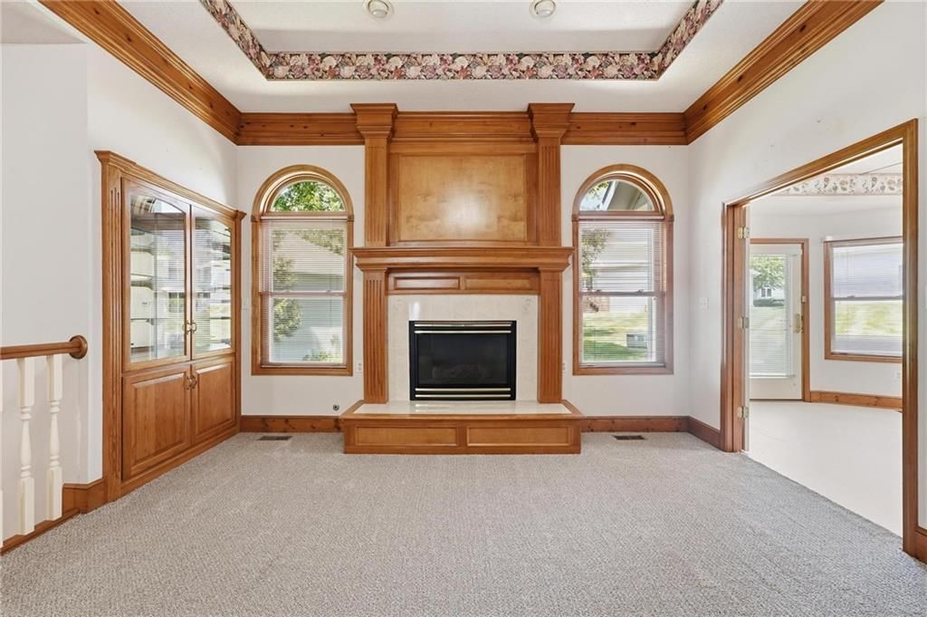 2910 S SWOPE Drive — photo 4