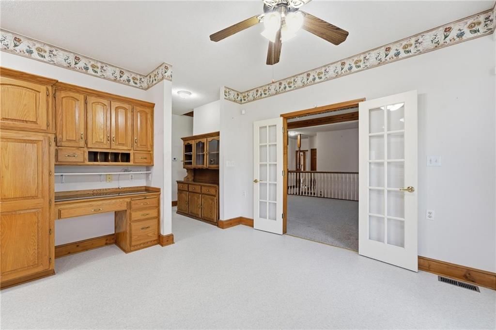 2910 S SWOPE Drive — photo 8