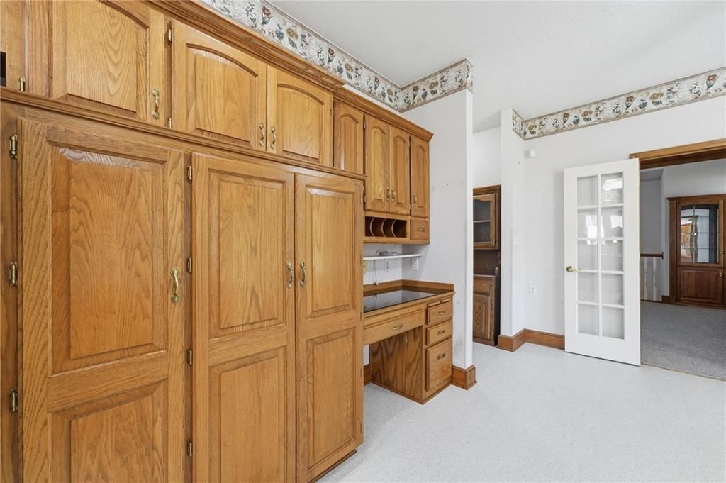 2910 S SWOPE Drive — photo 9