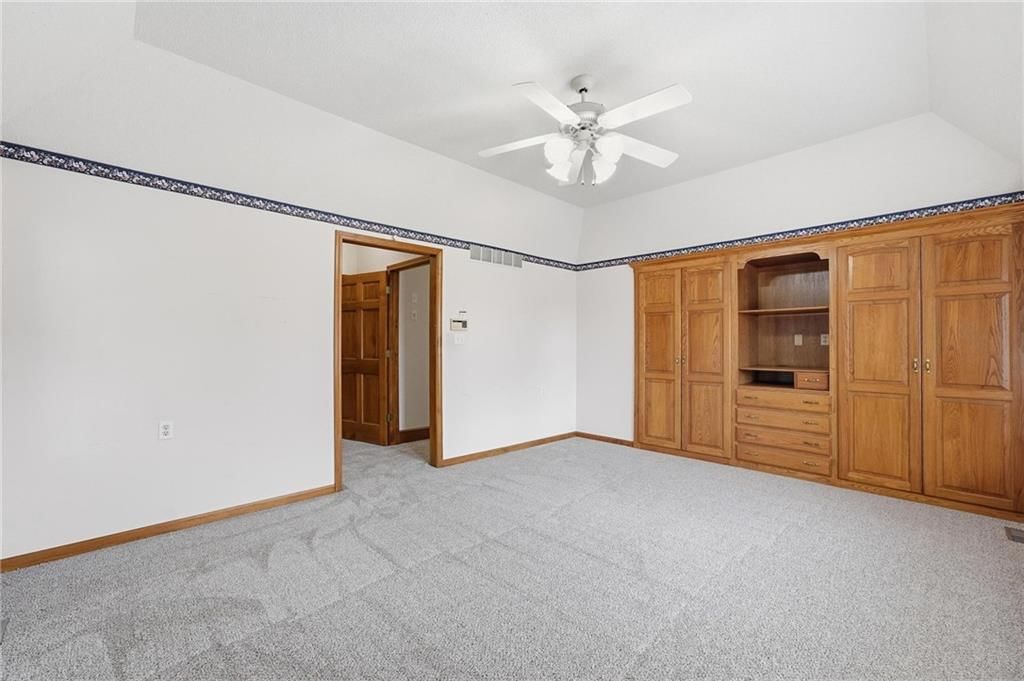 2910 S SWOPE Drive — photo 13