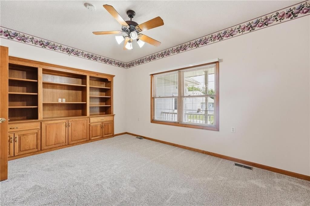 2910 S SWOPE Drive — photo 23