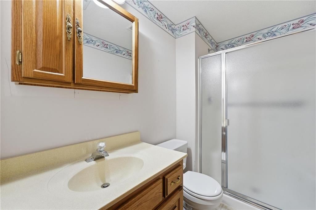 2910 S SWOPE Drive — photo 39