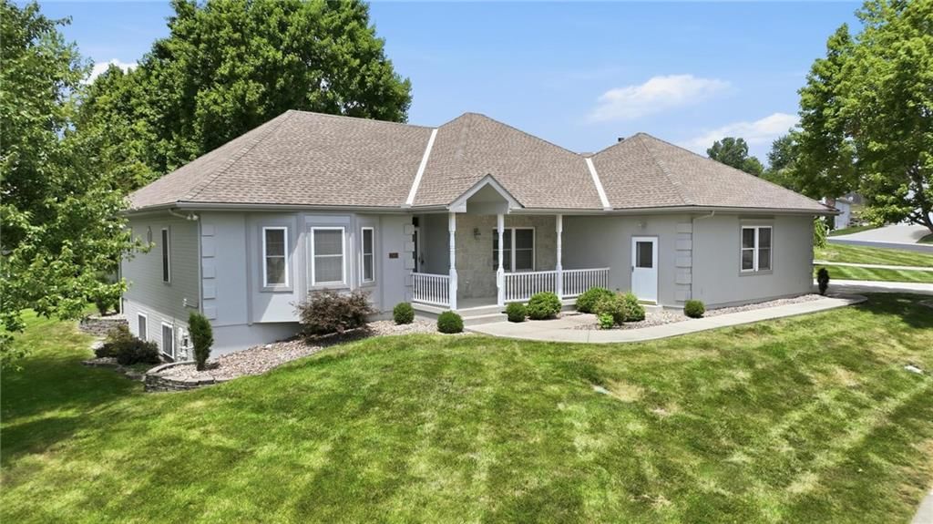 2910 S SWOPE Drive — photo 54