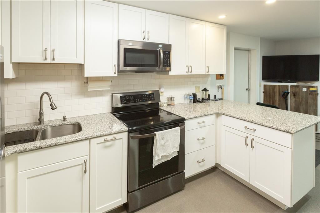 12307 Crescent Road — photo 13