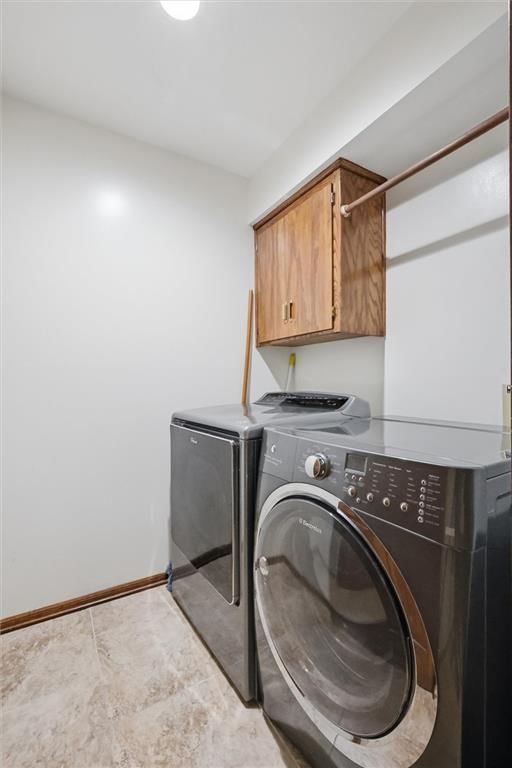 12405 Connell Street — photo 32