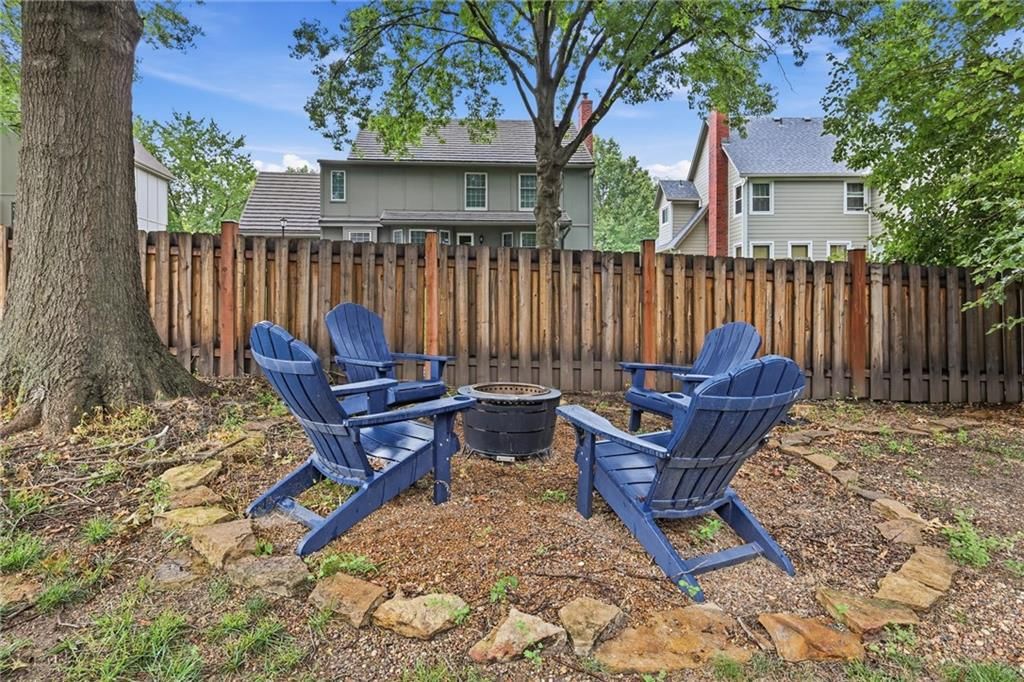 12405 Connell Street — photo 35