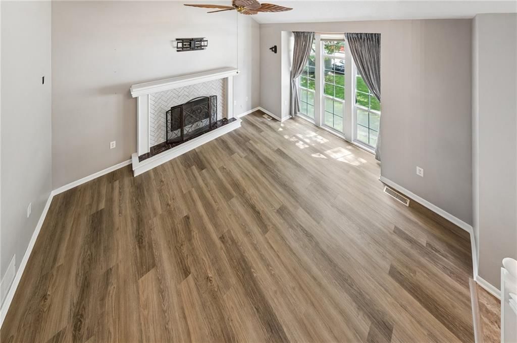 4904 Rosehill Drive — photo 4