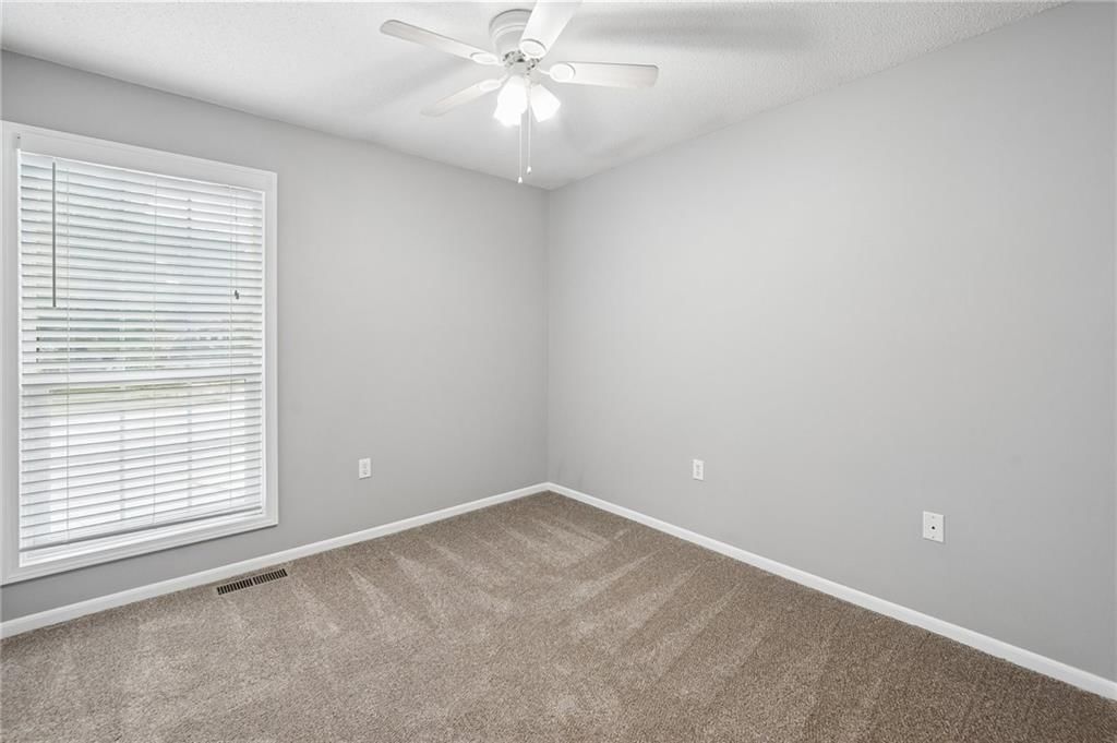 4904 Rosehill Drive — photo 14