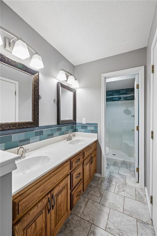 4904 Rosehill Drive — photo 19