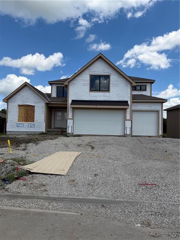 Photo 8 of 9 - 829 Reed Drive, Raymore, MO 64083
